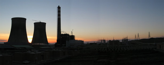 イラン　2X300MW火力発電所
